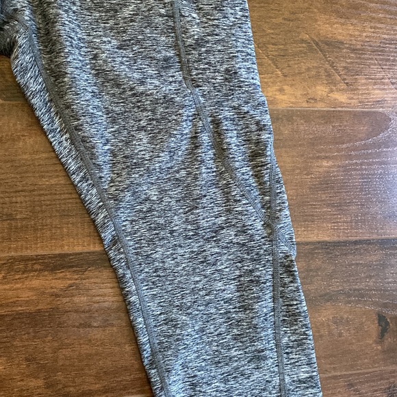 ODODOS - Leggings - Grey Heather - Pockets! - Medium - Picture 4 of 5